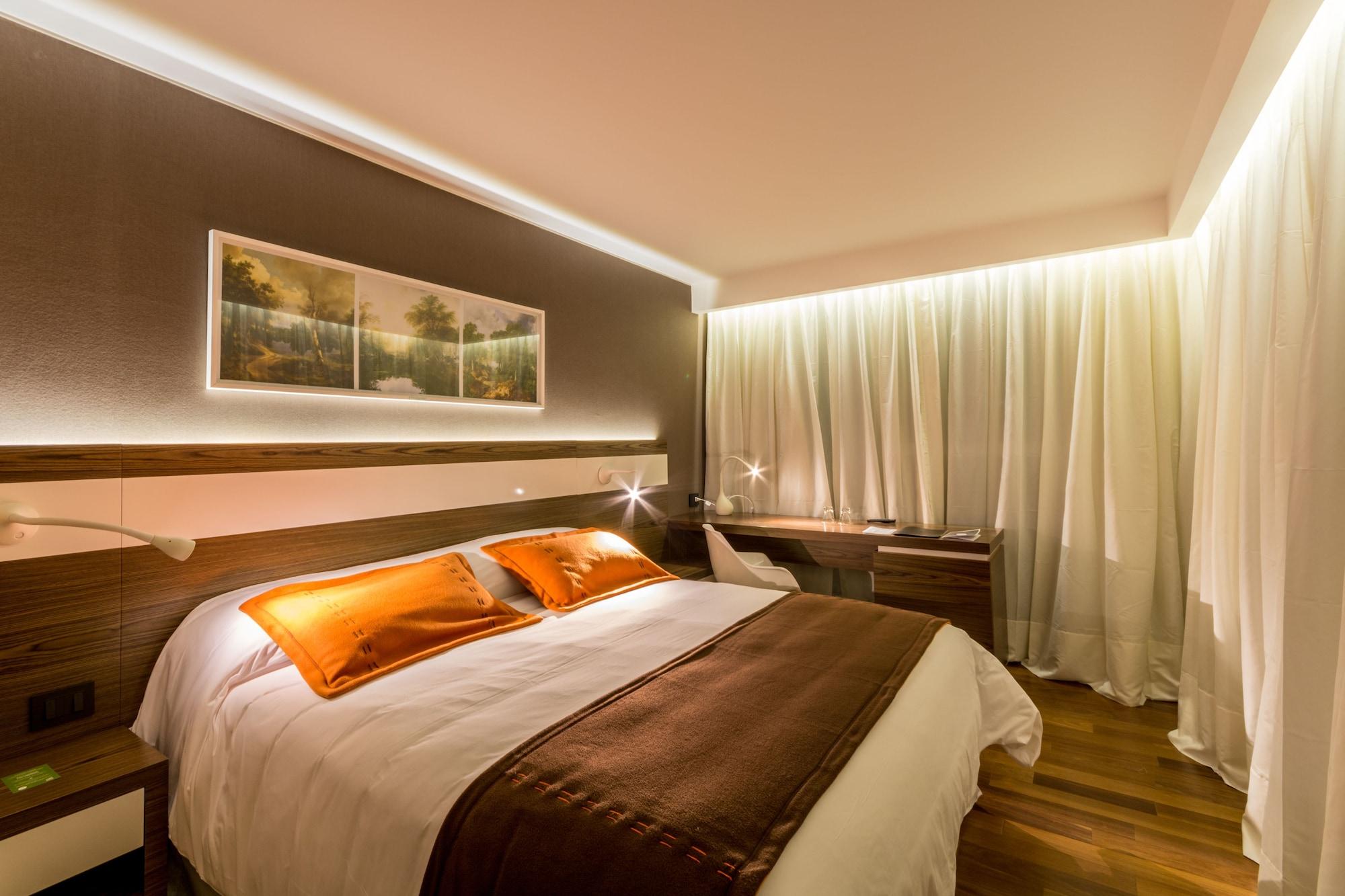 Yrigoyen 111 Hotel Кордова Экстерьер фото