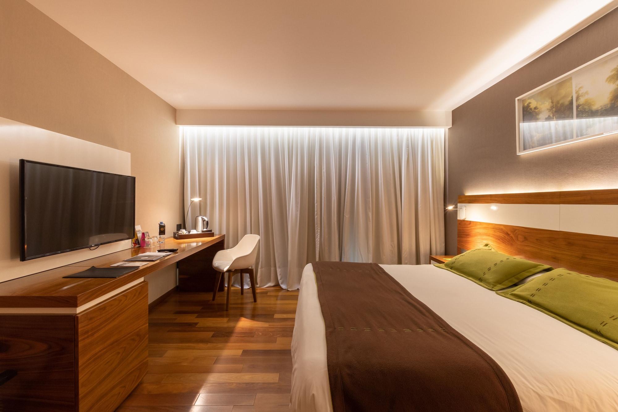 Yrigoyen 111 Hotel Кордова Экстерьер фото